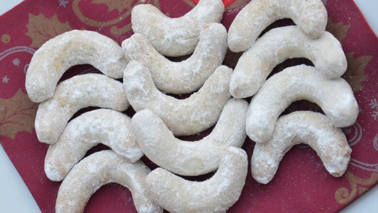 Neklasické vanilkové rohlíčky: Ořechy navoněná poezie