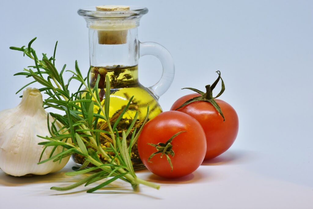 Vyrobte si domácí bylinné oleje. Není to nic složitého